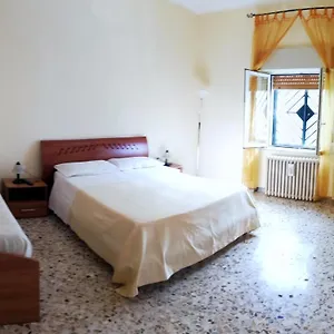 https://lucias-apartaments.barihotels.org